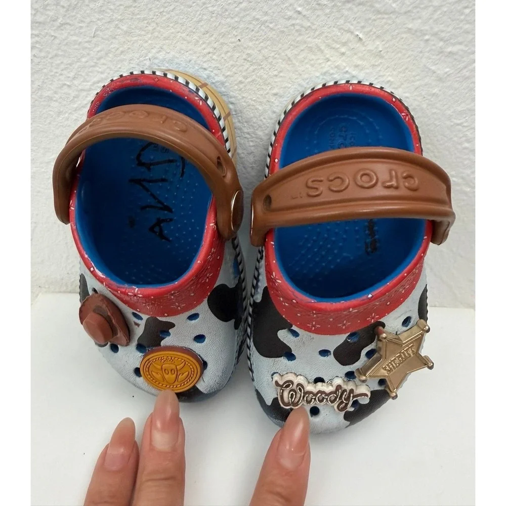 Crocs Disney Pixar Toy Story Woody Cowboy Clogs Kids C4 Western Jibbitz